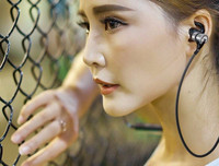 [ẢNH] Tác hại khủng khiếp khi sử dụng tai nghe không đúng cách