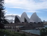 Điểm mặt những công trình nổi tiếng thế giới bị 