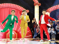 Những gương mặt 