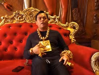 Cuộc sống đầy vàng của Phúc XO trước khi bị tạm giữ hình sự để điều tra