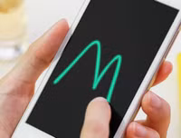 [ẢNH] Vệ sinh điện thoại đúng cách chống lây nhiễm virus Covid-19