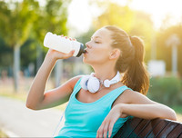 [ẢNH] Việc uống đủ nước mỗi ngày có ích cho cơ thể như thế nào?