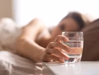 [ẢNH] Việc uống đủ nước mỗi ngày có ích cho cơ thể như thế nào?