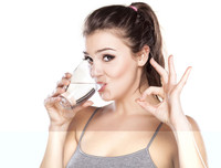 [ẢNH] Việc uống đủ nước mỗi ngày có ích cho cơ thể như thế nào?