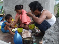 Pagpag - món thịt thừa từ bãi rác ám ảnh cuộc sống dân nghèo Philippines