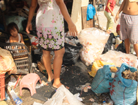 Pagpag - món thịt thừa từ bãi rác ám ảnh cuộc sống dân nghèo Philippines