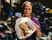 Pagpag - món thịt thừa từ bãi rác ám ảnh cuộc sống dân nghèo Philippines