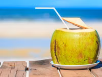 [ẢNH] Những công dụng bất ngờ của nước dừa đối với sức khỏe