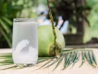 [ẢNH] Những công dụng bất ngờ của nước dừa đối với sức khỏe