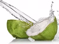 [ẢNH] Những công dụng bất ngờ của nước dừa đối với sức khỏe