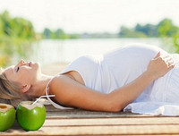 [ẢNH] Những công dụng bất ngờ của nước dừa đối với sức khỏe