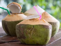 [ẢNH] Những công dụng bất ngờ của nước dừa đối với sức khỏe