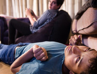 [ẢNH] Đừng biến uống rượu đón Tết thành uống rượu 