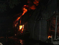 [Ảnh] Cháy dữ dội ở khu công nghiệp lớn nhất Cần Thơ