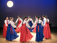 [ẢNH] Chiêm ngưỡng vẻ đẹp của Tết Trung thu ở một số nước châu Á