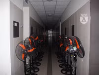 [ẢNH] Tổng vệ sinh các ký túc xá Sinh viên được trưng dụng làm khu cách ly tại Mỹ Đình II