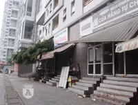 [ẢNH] Tổng vệ sinh các ký túc xá Sinh viên được trưng dụng làm khu cách ly tại Mỹ Đình II