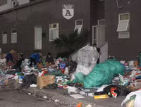 [ẢNH] Tổng vệ sinh các ký túc xá Sinh viên được trưng dụng làm khu cách ly tại Mỹ Đình II