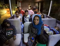 [ẢNH]: Đau lòng cuộc sống bấp bênh của các em nhỏ trong cuộc chiến ở đông bắc Syria