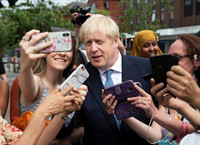 [ẢNH] Nhìn lại những hình ảnh đáng nhớ của Tân Thủ tướng Anh sau tuần làm việc đầu tiên