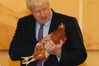 [ẢNH] Nhìn lại những hình ảnh đáng nhớ của Tân Thủ tướng Anh sau tuần làm việc đầu tiên