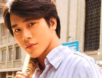 [ẢNH] Sự thay đổi phong cách ngoạn mục của dàn diễn viên phim 