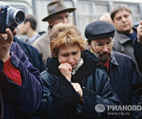 [ẢNH] Nhìn lại vụ khủng bố con tin tại nhà hát Dubrovka: Những khuôn hình đầy ám ảnh đối với người Nga