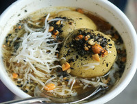 [ẢNH] 12 món chè nóng đặc trưng cho mùa đông Hà Nội