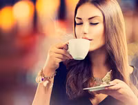 [ẢNH] 11 lợi ích bất ngờ của việc uống cà phê vào buổi sáng