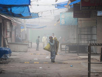 [ẢNH] Chứng kiến cuộc sống của người dân ở quốc gia ô nhiễm nhất thế giới