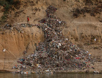 [ẢNH] Chứng kiến cuộc sống của người dân ở quốc gia ô nhiễm nhất thế giới