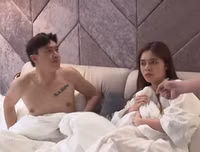 3 hot girl nóng bỏng xuất hiện vài giây ở 