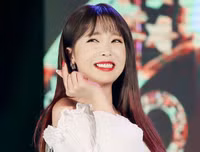 [ẢNH] Những hành động đẹp của nghệ sĩ Hàn Quốc trong đại dịch Covid-19