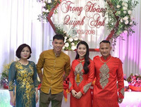 [ẢNH] Chân dung những bóng hồng xinh đẹp của các cầu thủ Việt Nam tham dự AFF Cup 2018