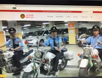 [ẢNH] Cần xử phạt nghiêm những trường hợp xe giả mạo ưu tiên