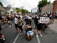 [ẢNH] Biểu tình bùng phát thành bạo động tại Mỹ sau sai lầm của viên cảnh sát Minneapolis