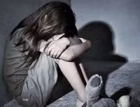 [ẢNH] Mức án phạt cho những kẻ xâm hại tình dục trẻ em