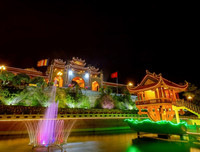 [ẢNH] Cận cảnh vẻ đẹp tráng lệ của chùa Ba Vàng