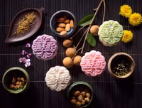 [ẢNH] Lạ miệng với hương vị bánh trung thu độc đáo ở các nước Châu Á