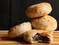 [ẢNH] Lạ miệng với hương vị bánh trung thu độc đáo ở các nước Châu Á