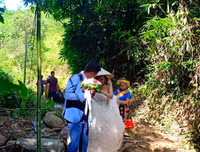 [Ảnh] Cận cảnh những đám cưới kỳ lạ 