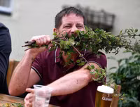 [ẢNH] Top 10 cuộc thi kỳ quặc và hài hước nhất thế giới