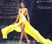 [ẢNH] Kỳ tích: Đại diện Việt Nam lần đầu lọt top 5 Hoa hậu Hoàn vũ Thế giới