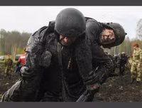 [ẢNH] Lính đặc nhiệm Nga rèn luyện 