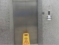 [ẢNH] Những vụ tai nạn thương tâm xảy ra ở trường học, trung tâm thương mại