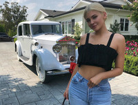 [ẢNH] Vì sao Forbes tước danh hiệu 