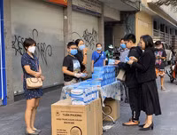 [ẢNH] Hình ảnh đẹp của người Việt giữa mùa dịch virus corona