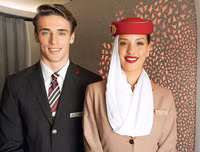 [ẢNH] Chiêm ngưỡng những mẫu đồng phục tiếp viên hàng không ấn tượng nhất thế giới