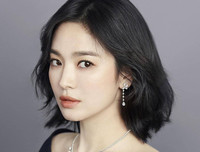 [ẢNH] Từ nghi vấn Song Hye Kyo và Huyn Bin hẹn hò: Đường tình lắm truân chuyên của ‘bà trùm phim giả tình thật’