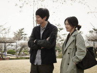 [ẢNH] Từ nghi vấn Song Hye Kyo và Huyn Bin hẹn hò: Đường tình lắm truân chuyên của ‘bà trùm phim giả tình thật’